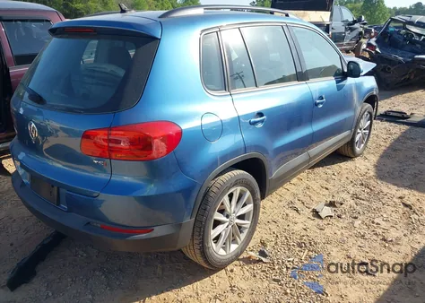 2017 Volkswagen Tiguan 2.0T/2.0T S z USA, uszkodzony, nr VIN WVGAV7AX6HK048818